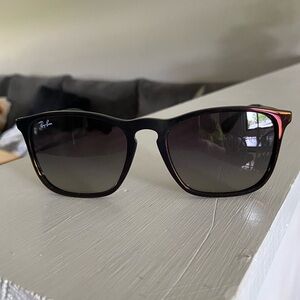 Women’s Ray-Ban Sunglasses